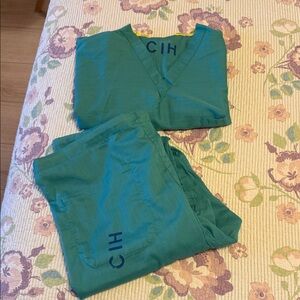 Green CIH Scrub Set